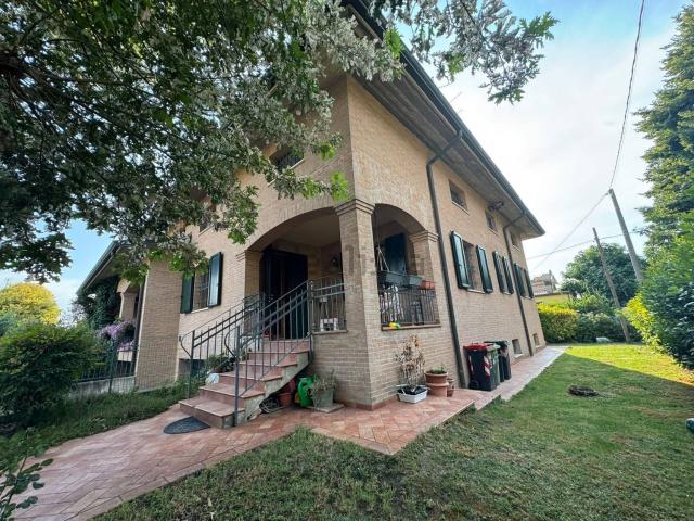 Casa in vendita a Unione Comuni Modenesi Area Nord, Cavezzo