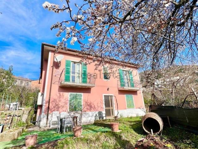 Casa in vendita a La Spezia, Liguria