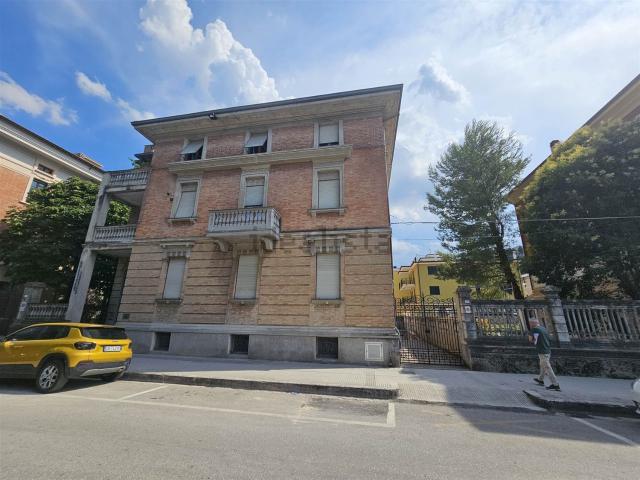 Casa in vendita a Marche, Macerata