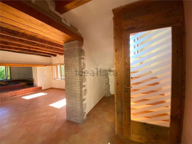 Casa in vendita a Pieve Di Soligo, Veneto