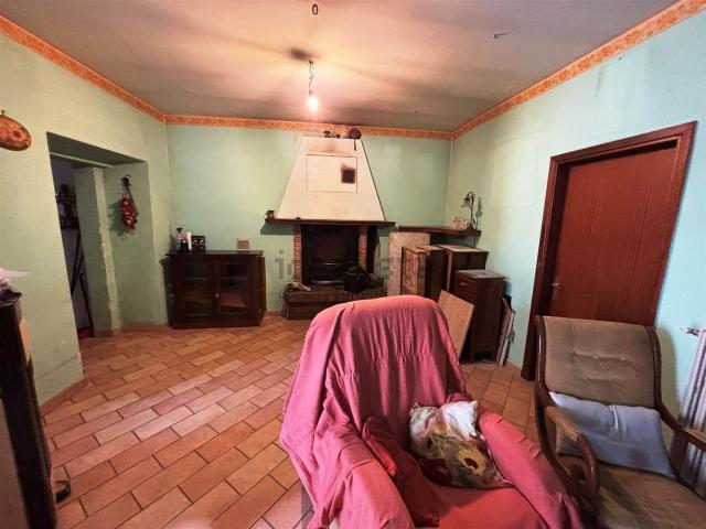 Casa in vendita a Marche, Macerata