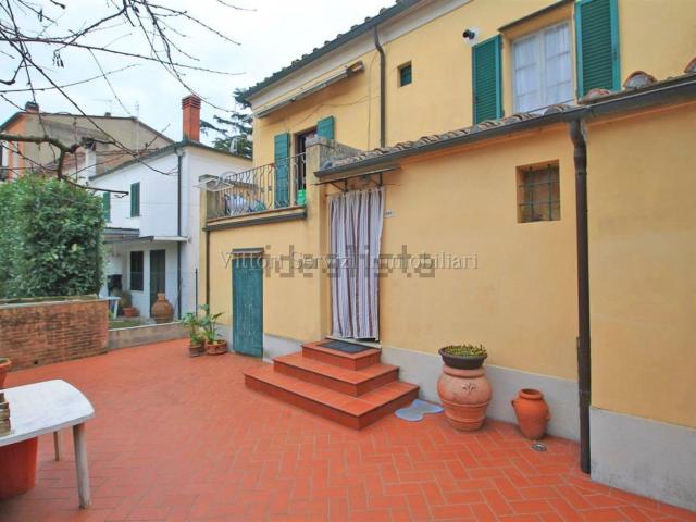 Casa in vendita a Abbadia di Montepulciano, Abbadia Di Montepulciano