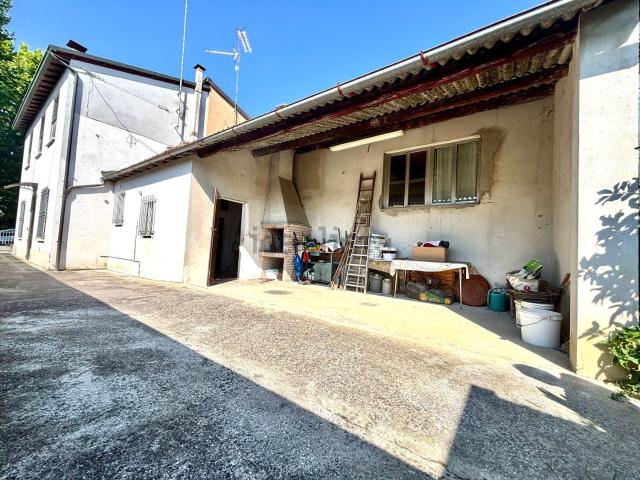 Casa in vendita a Russi, Reggio Emilia