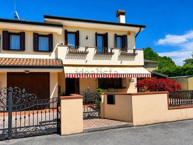 Casa in vendita a Treviso, Veneto