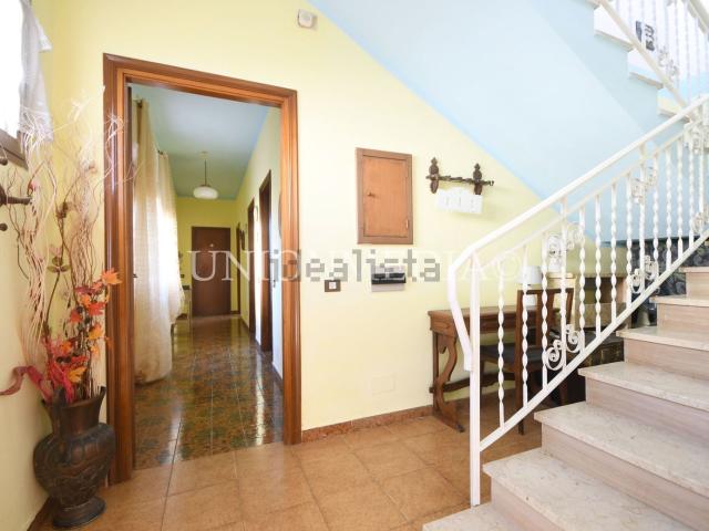 Casa in vendita a Sarzana, Liguria