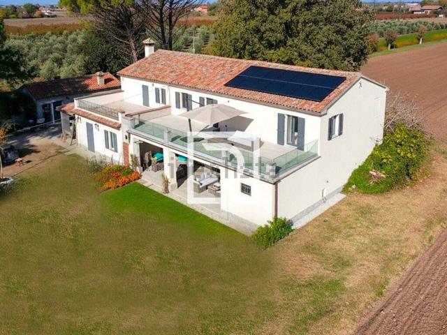 Casa in vendita a Savignano Sul Rubicone, Reggio Emilia