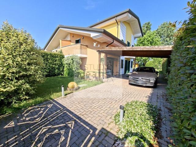 Casa in vendita a Carrara San Giorgio, Veneto