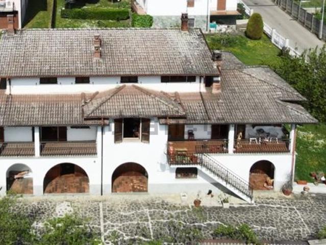 Casa in vendita a Santa Maria Della Versa, Lombardia