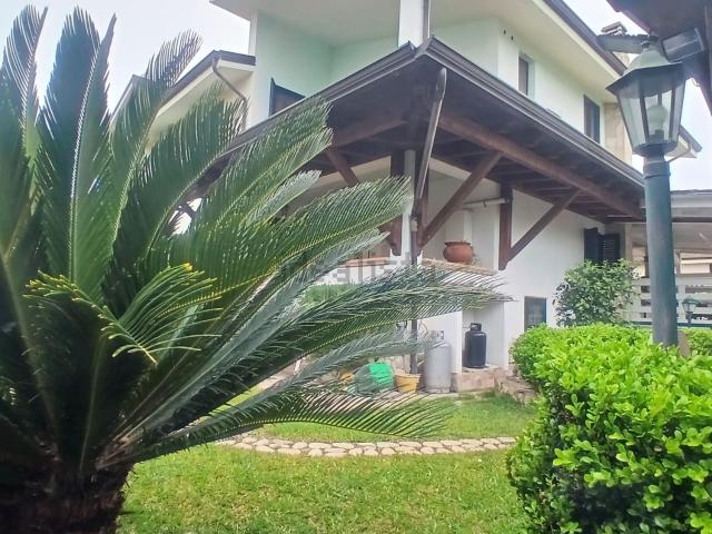Casa in vendita a Calabria, Catanzaro