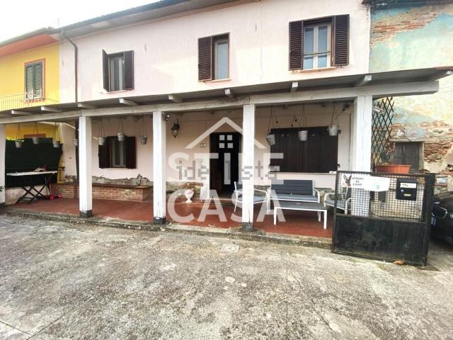 Casa in vendita a Fucecchio, Firenze