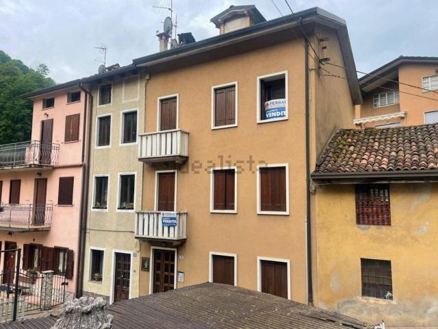 Casa in vendita a Recoaro Terme, Veneto