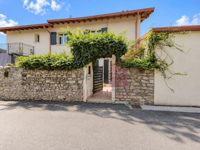 Casa in vendita a Villa di Sotto, Collebeato