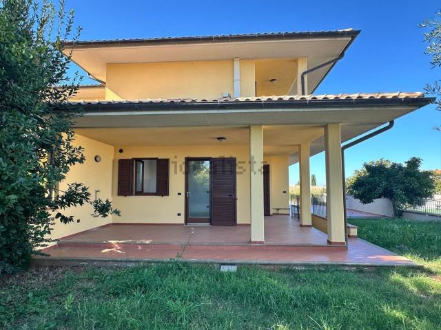 Casa in vendita a Bivio Di Ravi, Toscana