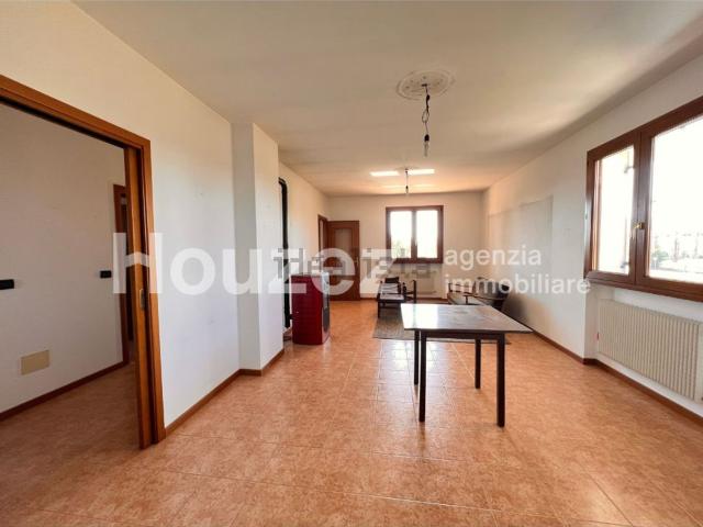 Casa in vendita a Annone Veneto, Veneto