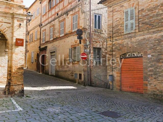 Casa in vendita a Marche, Fermo