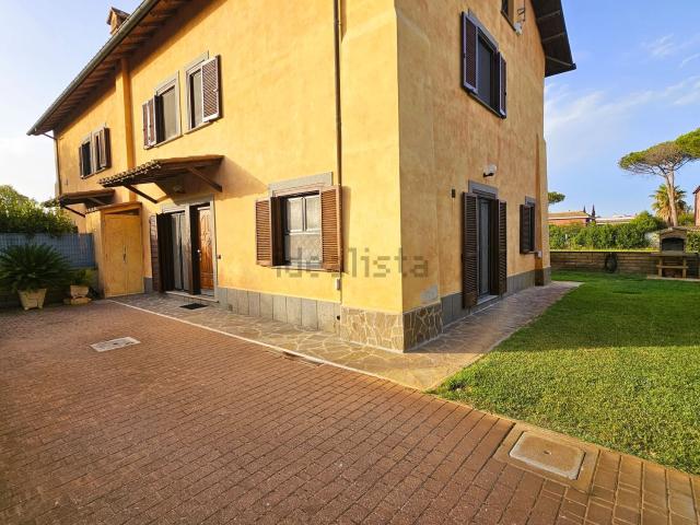 Casa in vendita a Episcopio di Porto, Roma Capitale