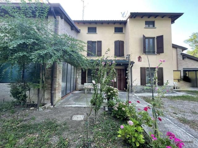 Casa in vendita a Neviano Degli Arduini, Reggio Emilia