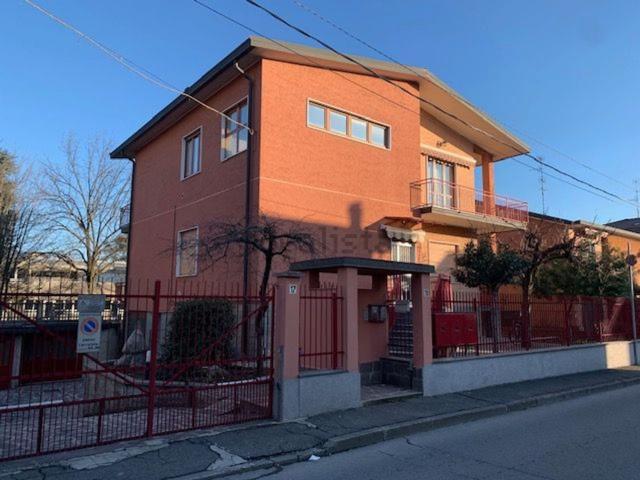Casa in vendita a Castelletto, Senago