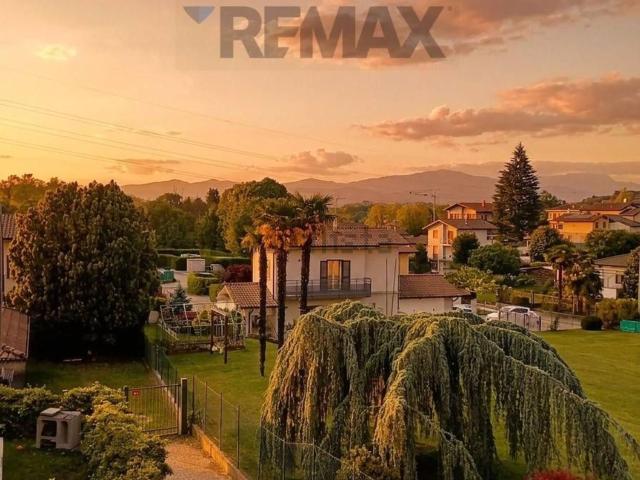 Casa in vendita a Bregano, Lombardia