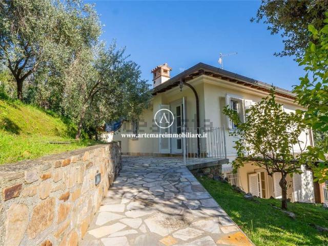 Casa in vendita a Prato, Montignoso