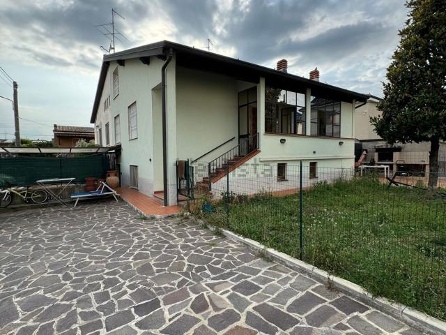 Casa in vendita a Brignano Gera D'adda, Lombardia