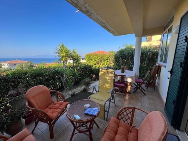 Casa in vendita a San Leo, Calabria