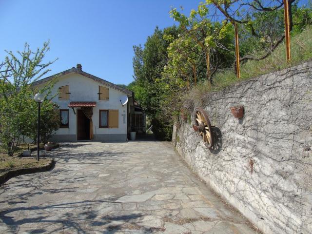 Casa in vendita a Carretto, Cairo Montenotte