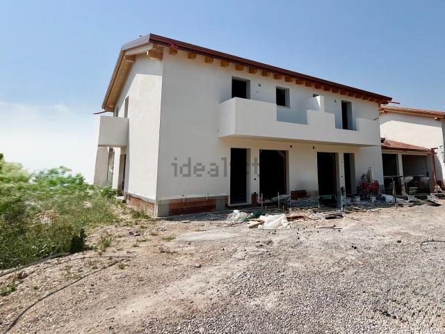Casa in vendita a Soave, Veneto