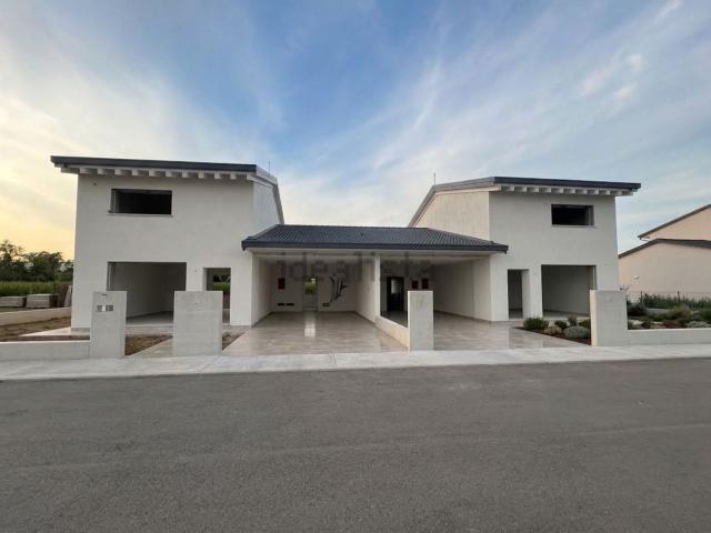 Casa in vendita a Rossano Veneto, Vicenza