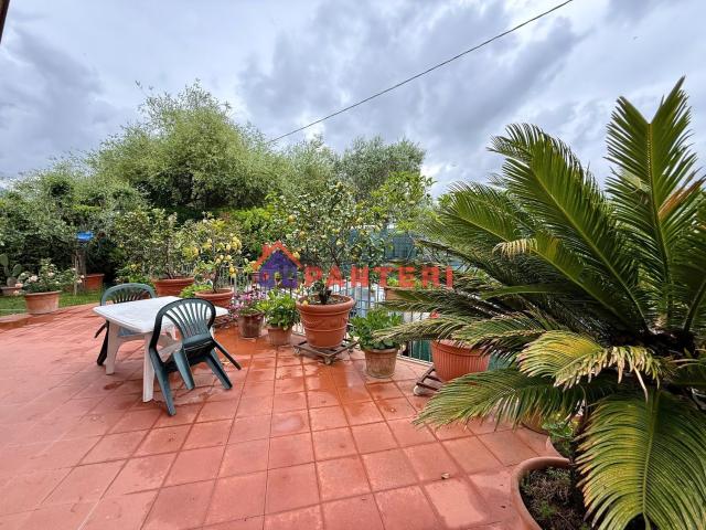 Casa in vendita a Uzzano E Castello, Pistoia