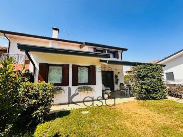 Casa in vendita a Castelfranco Veneto, Veneto