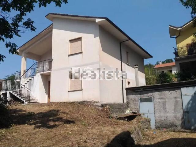 Casa in vendita a Borgorose, Lazio