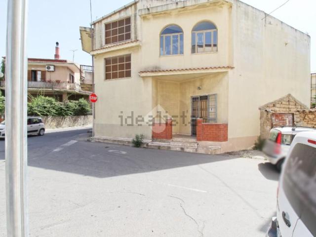 Casa in vendita a Calabria, Crotone