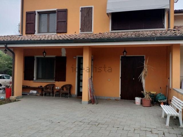 Casa in vendita a Appennino Reggiano, Re