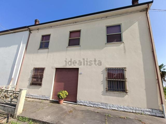 Casa in vendita a Unione dei comuni della Bassa Romagna, Lugo