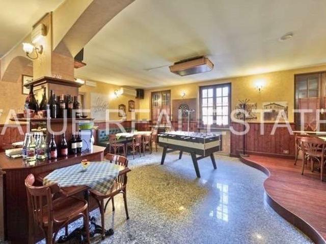 Casa in vendita a Gazzada Schianno, Schianno