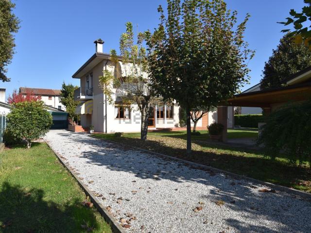 Casa in vendita a Villorba, Veneto