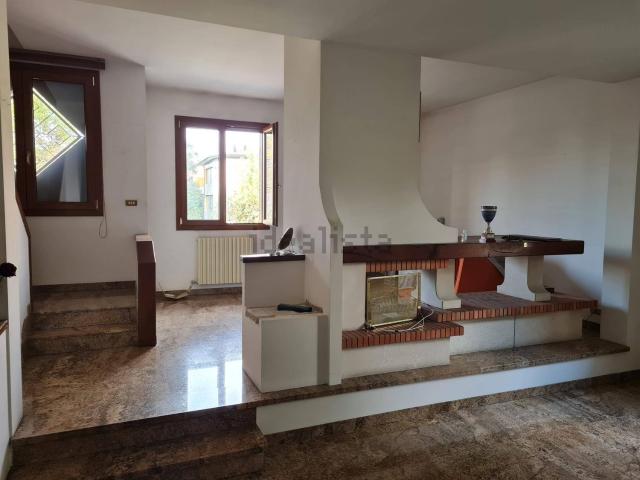 Casa in vendita a Modena, Saliceto Panaro