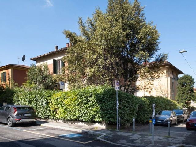 Casa in vendita a Santo Stefano, Bologna
