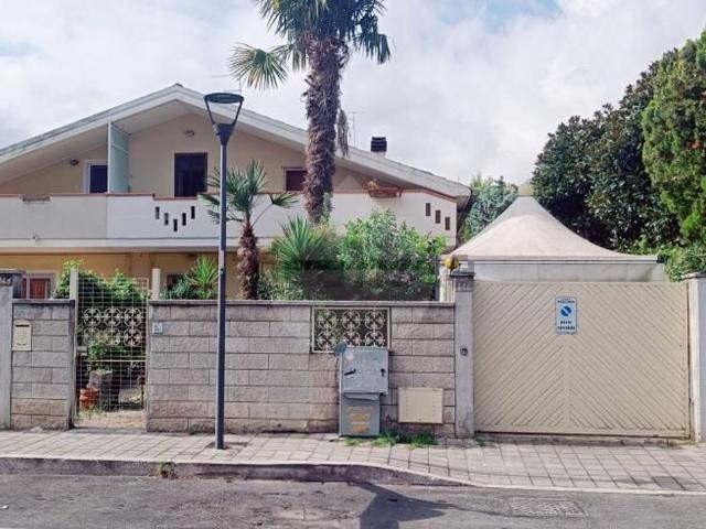 Casa in vendita a Pescara, Abruzzo
