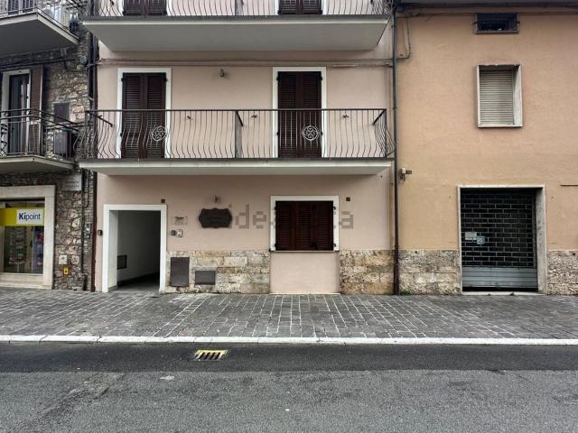 Casa in vendita a Assisi, Umbria