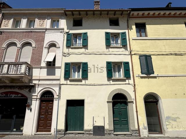 Casa in vendita a Nuovo Circondario Imolese, Borgo Tossignano