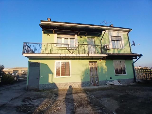 Casa in vendita a Verrua Po, Lombardia