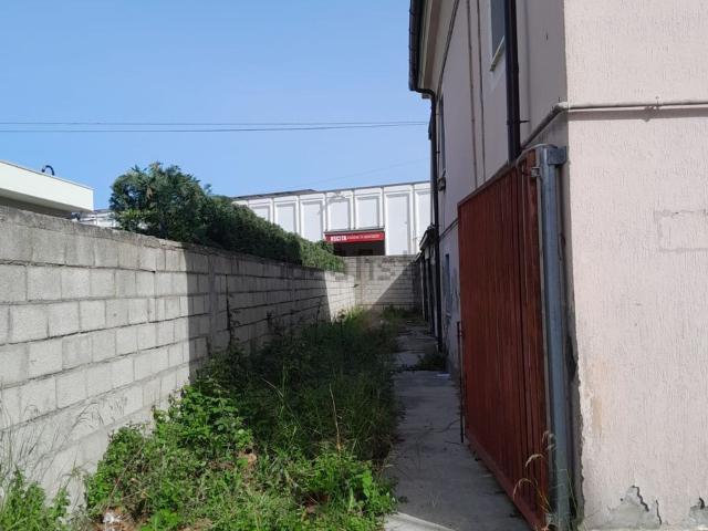 Casa in vendita a Fontanelle, Pescara