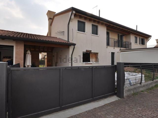 Casa in vendita a Povegliano, Veneto
