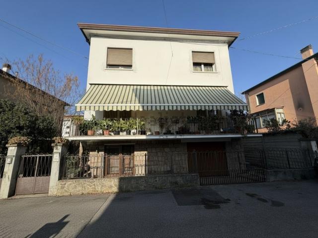 Casa in vendita a Battaglia Terme, Veneto