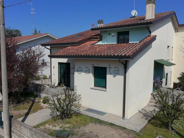 Casa in vendita a Argenta, Reggio Emilia