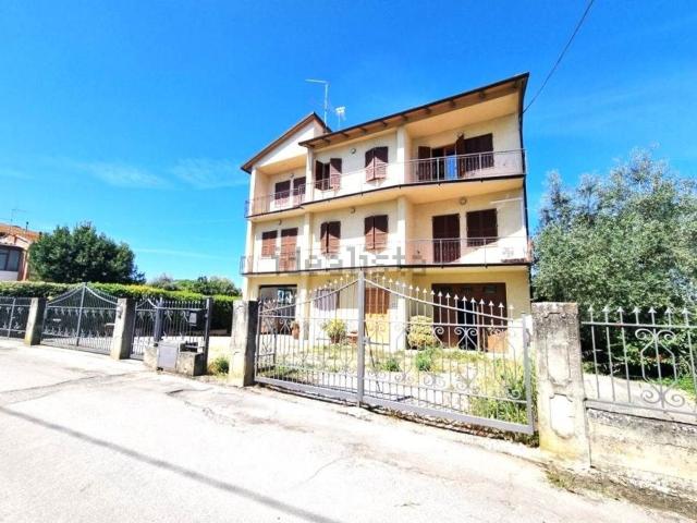 Casa in vendita a Foiano Della Chiana, Toscana