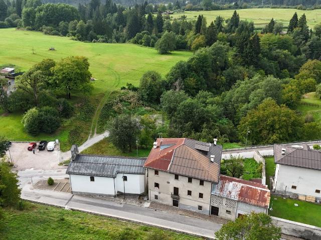 Casa in vendita a Borgo Vico, Forni di Sotto / For Disot