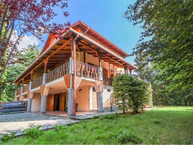 Casa in vendita a Castione Della Presolana, Lombardia